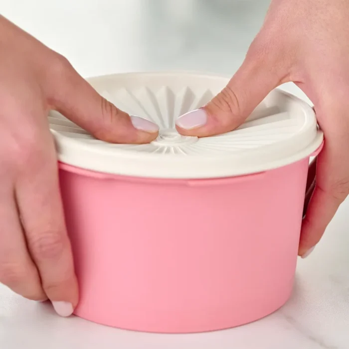 Tupperware Heritage Canister Set, 8-pieces - Image 3