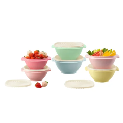Tupperware Heritage Collection Food Storage Container with food in it
